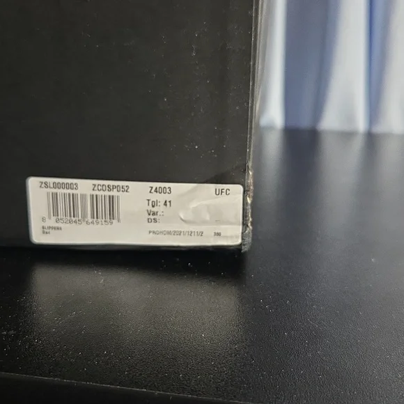 Versace Red and Gold Slides Unisex Full Inclusion - Picture 9 of 9